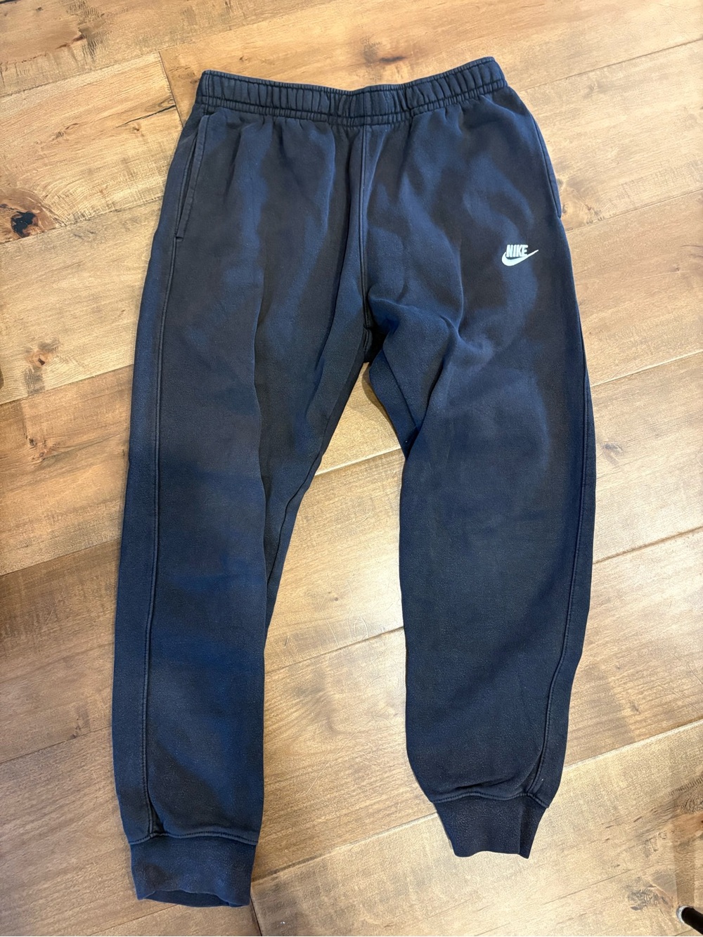 Nike Men’s Black Fleece Jogger Sweatpants